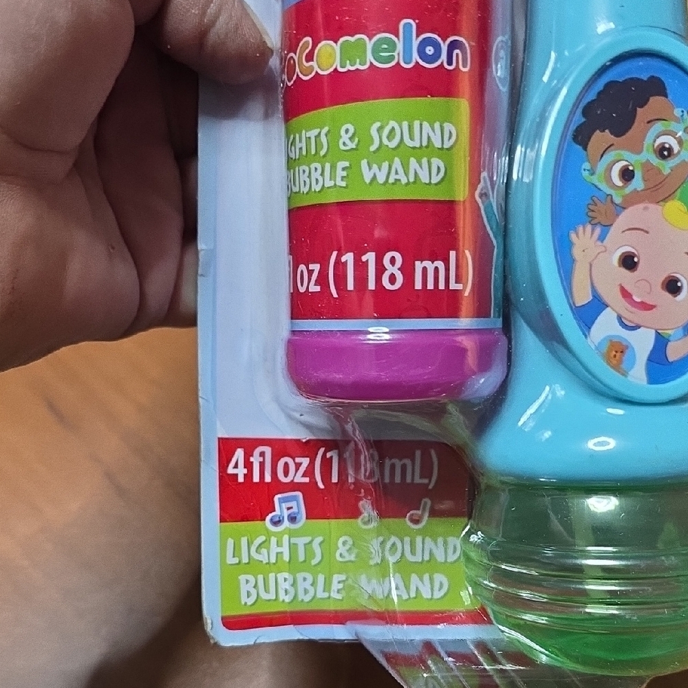 CoComelon Musical Bubble Wand - Green and Pink - Picture 3 of 5